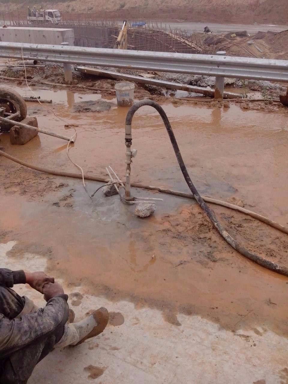 兴山路基压密注浆